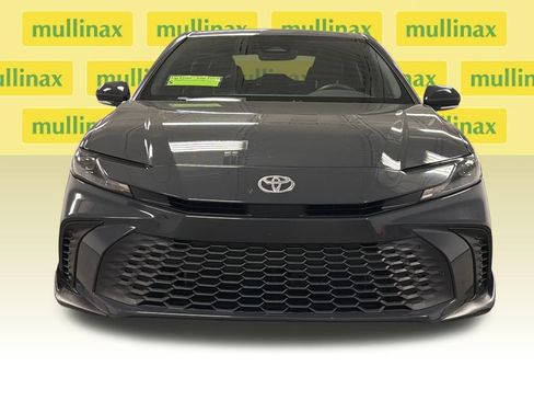 Used 2025 Toyota Camry SE w/ Multimedia Upgrade Package FWD image 6