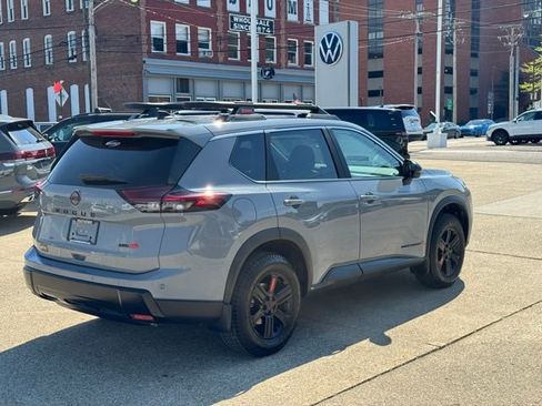 Used 2026 Nissan Rogue SV w/ Rock Creek Premium Package AWD/4WD image 5