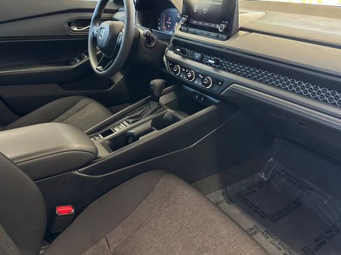 Certified 2024 Honda Accord EX image 15