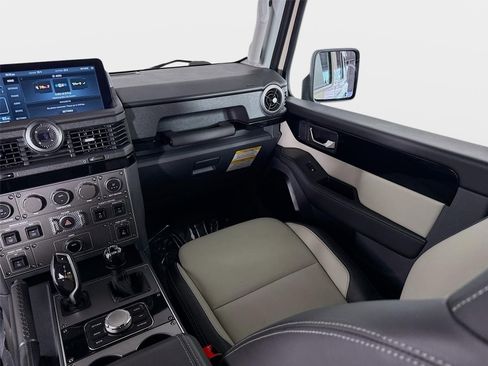 Used 2025 INEOS Grenadier AWD/4WD image 23