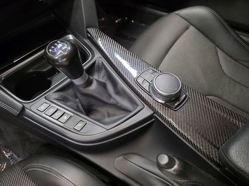 Used 2018 BMW M4 Coupe RWD image 26