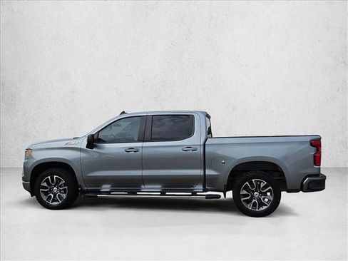 Used 2023 Chevrolet Silverado 1500 RST w/ Z71 Off-Road Package AWD/4WD image 8
