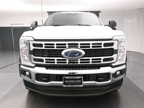 New 2026 Ford F450 XL w/ XL Chrome Package image 6