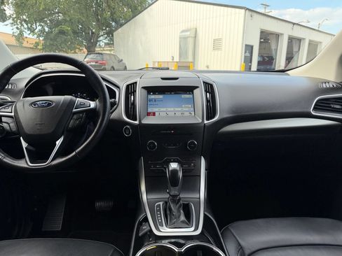 Used 2017 Ford Edge SEL w/ Equipment Group 201A FWD image 18