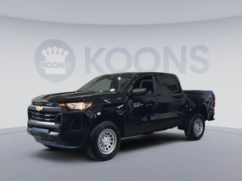 Used 2023 Chevrolet Colorado W/T image 5