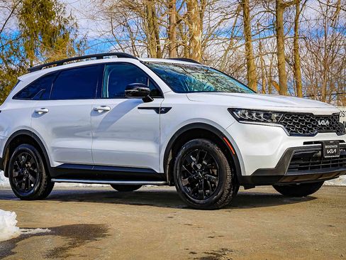Certified 2023 Kia Sorento S image 18