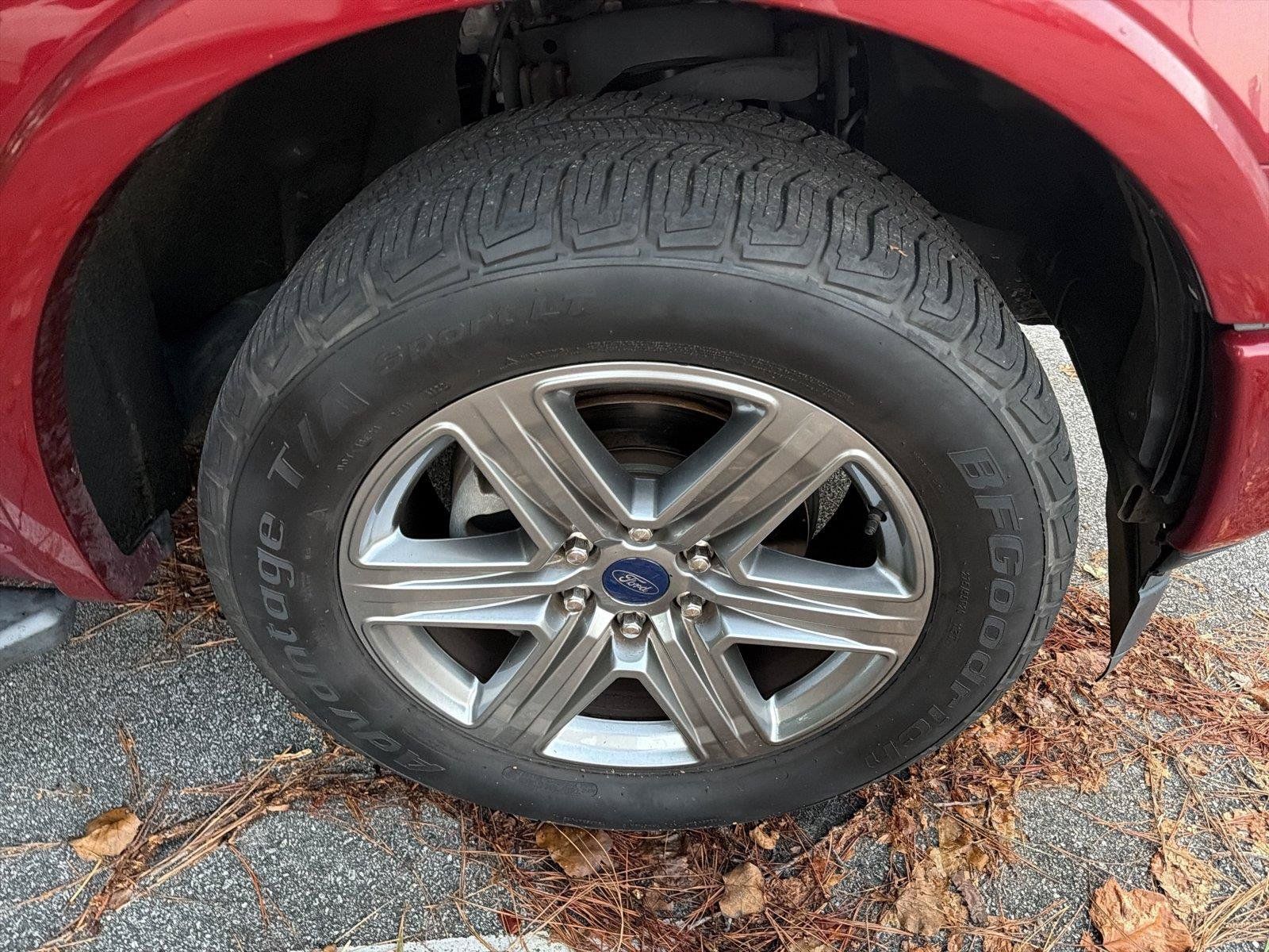 Used 2019 Ford F150 XLT w/ Equipment Group 302A Luxury RWD image 9