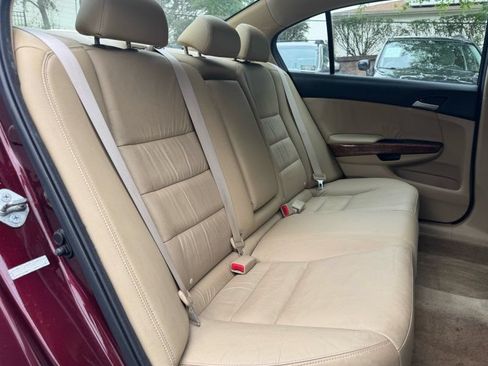 Used 2011 Honda Accord EX-L image 15