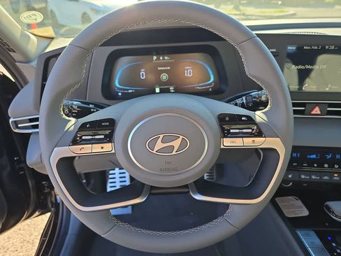 New 2026 Hyundai Elantra SEL Sport Premium image 24