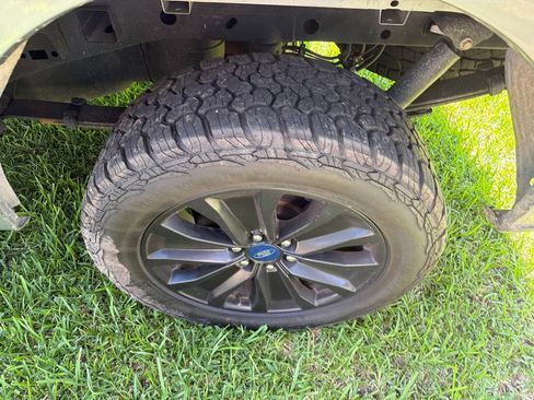 Used 2020 Ford F150 XL w/ Equipment Group 101A Mid AWD/4WD image 19