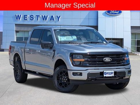 New 2025 Ford F150 XLT w/ Equipment Group 302A MID image 31