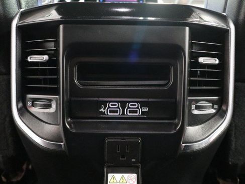 Used 2019 RAM 2500 Laramie AWD/4WD image 50