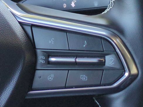 Used 2025 Chevrolet Equinox EV LT w/ Convenience Package image 16