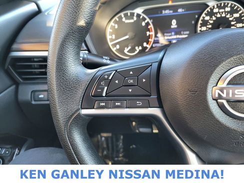 Used 2023 Nissan Altima 2.5 SV image 31