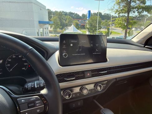 Used 2026 Honda HR-V EX-L image 16