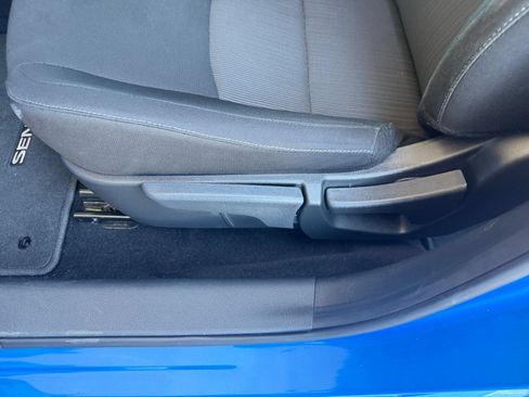 Used 2025 Nissan Sentra SV FWD image 21