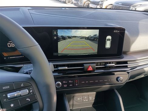 New 2026 Kia Sportage EX w/ EX Panorama Roof Package image 23