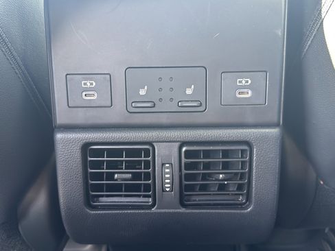 Used 2023 Subaru Solterra AWD image 38