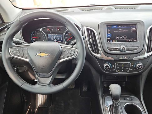 Used 2024 Chevrolet Equinox LT FWD image 15
