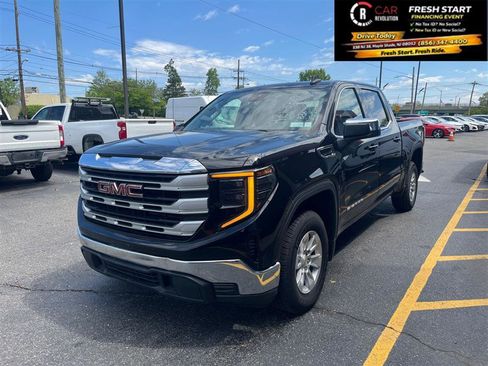 Used 2024 GMC Sierra 1500 SLE RWD image 4