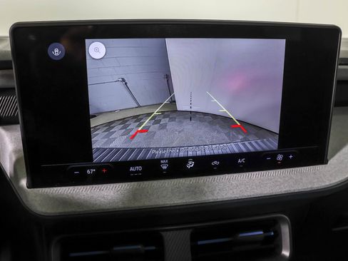 Used 2025 Ford Maverick XLT w/ Equipment Group 302A image 7