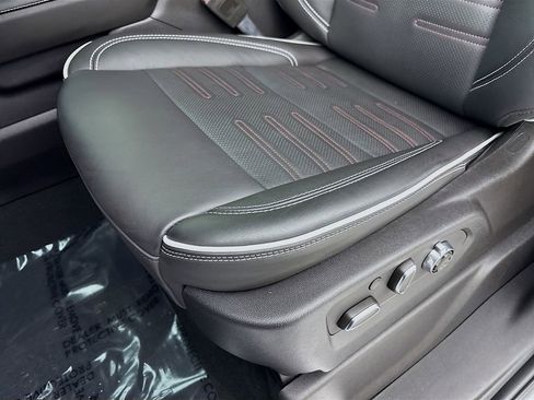 Certified 2024 GMC Sierra 1500 AT4X w/ AT4X AEV Edition image 23