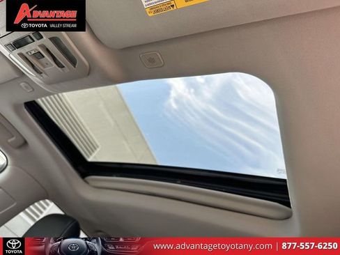 Certified 2024 Toyota Highlander XLE AWD/4WD image 26