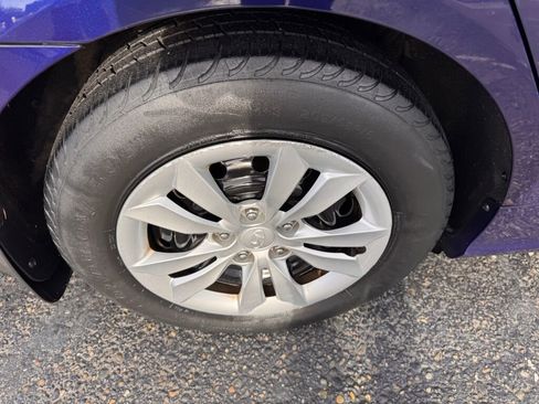 Used 2011 Hyundai Sonata GLS image 5