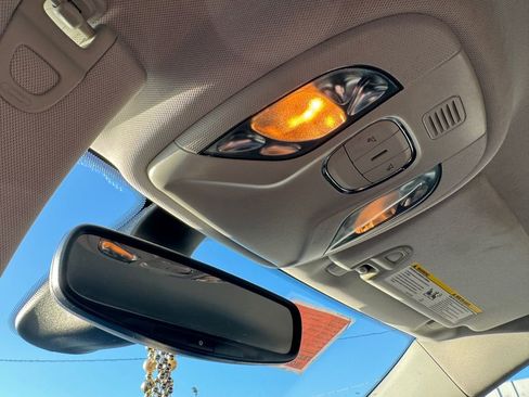 Used 2019 Jeep Compass Limited image 13