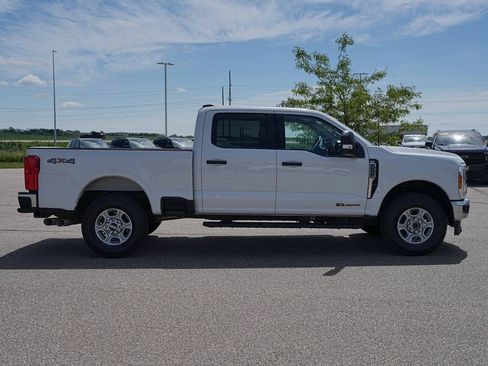 Used 2025 Ford F250 XLT AWD/4WD image 5