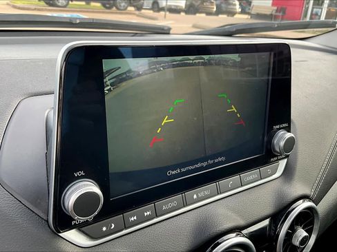 Used 2024 Nissan Sentra SV image 22