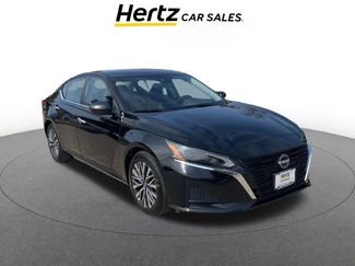 Used 2025 Nissan Altima 2.5 SV video 1