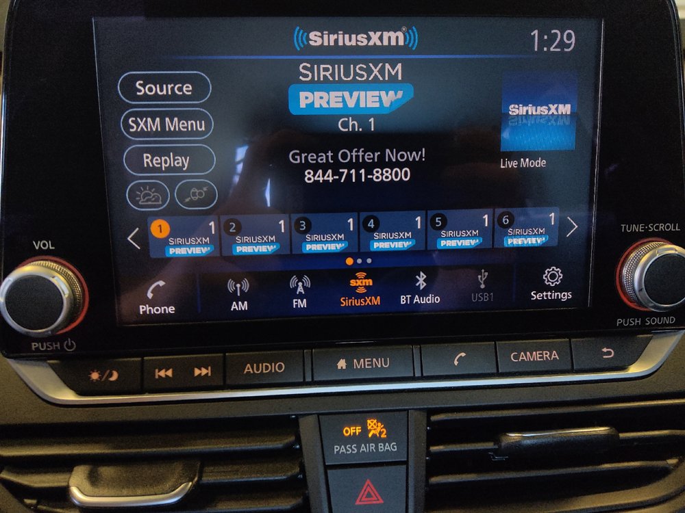 Used 2025 Nissan Altima 2.5 SV FWD image 25
