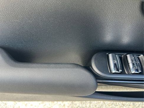 Used 2019 MINI Cooper S w/ Premium Package FWD image 48