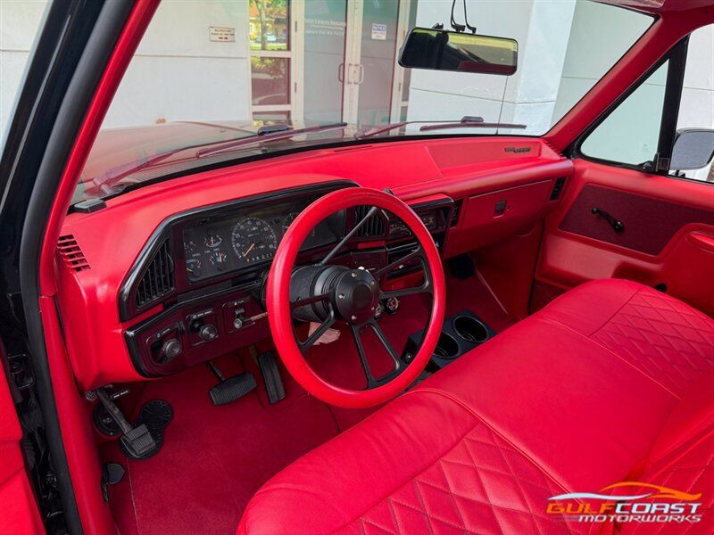 Used 1987 Ford F350 2WD Regular Cab image 22