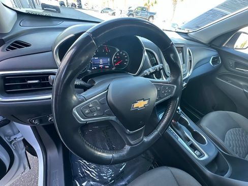 Used 2019 Chevrolet Equinox LT FWD image 19