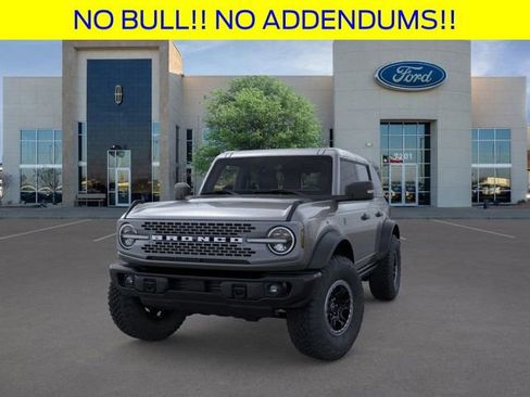 New 2025 Ford Bronco Badlands image 2