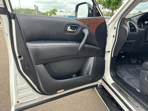 Used 2020 Nissan Armada Platinum w/ Captain's Chairs Package AWD/4WD image 17