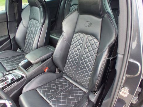 Used 2021 Audi S4 Premium Plus w/ Premium Plus Package AWD/4WD image 5