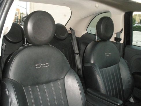 Used 2015 FIAT 500 Lounge w/ Luxury Leather Package FWD image 29