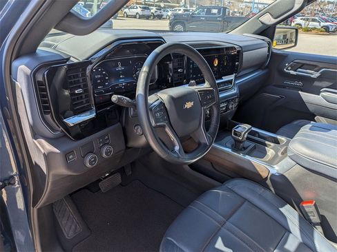 Used 2024 Chevrolet Silverado 1500 High Country image 17