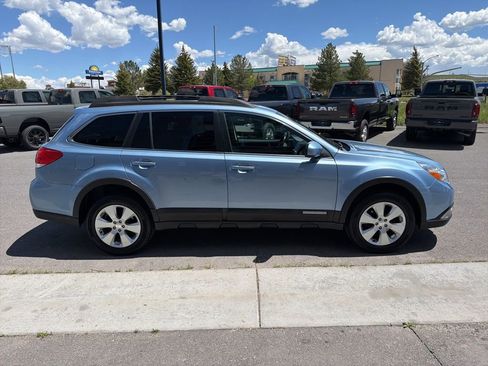 Used 2011 Subaru Outback 2.5i Limited AWD/4WD image 7