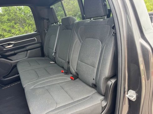 Used 2019 RAM 1500 Big Horn RWD image 23
