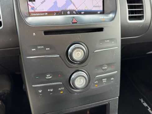 Used 2013 Ford Flex SEL image 31