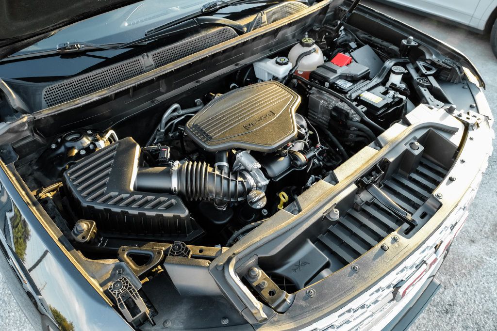 Used 2023 GMC Acadia Denali FWD image 49