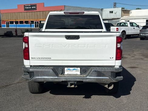 Used 2021 Chevrolet Silverado 2500 LT w/ Fleet Comfort Package AWD/4WD image 5