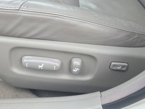Used 2004 Lexus ES 330 FWD image 22