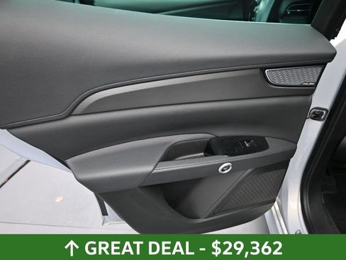 Used 2024 Maserati Grecale GT AWD/4WD image 30