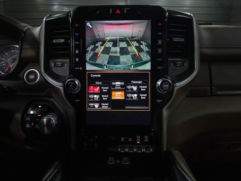 Used 2020 RAM 1500 Laramie image 28