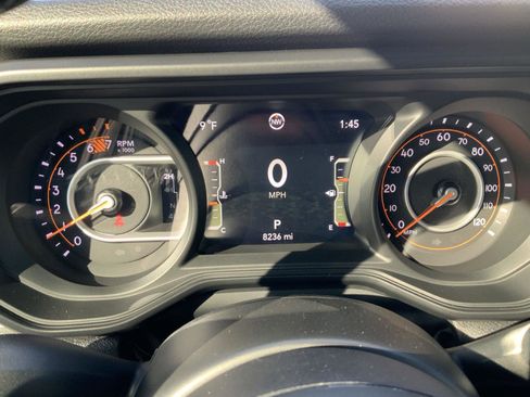 Used 2025 Jeep Wrangler Sport image 24